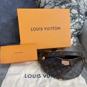 Louis Vuitton MoNogram Bumbag